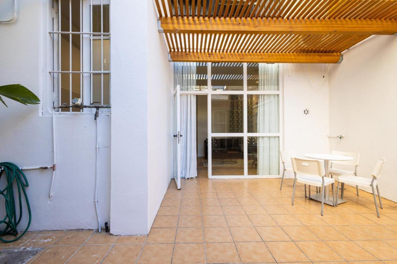 Florit Flats - The Vella Apartment Valencia Exteriör bild