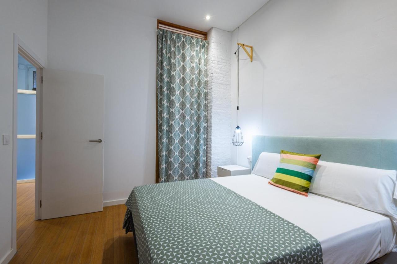 Florit Flats - The Vella Apartment Valencia Exteriör bild