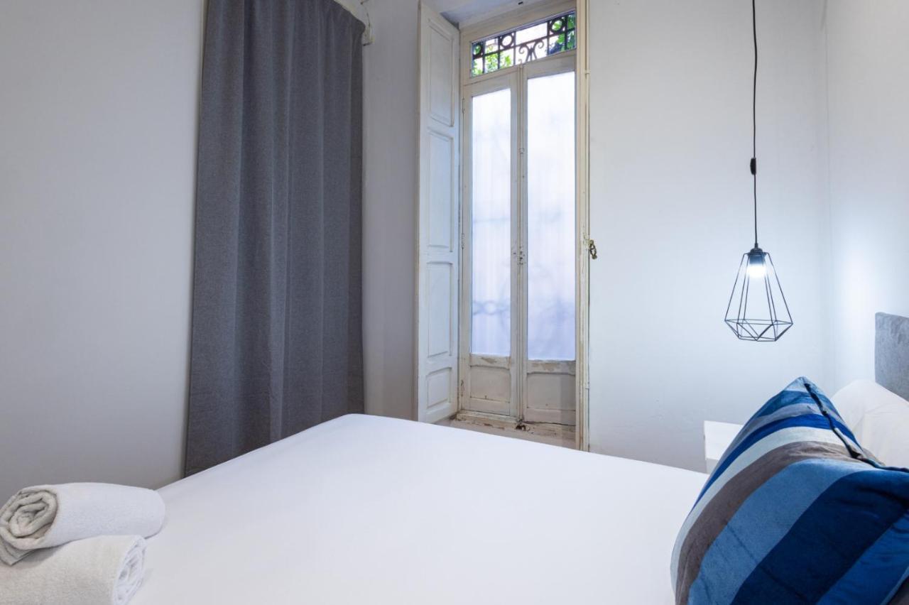 Florit Flats - The Vella Apartment Valencia Exteriör bild