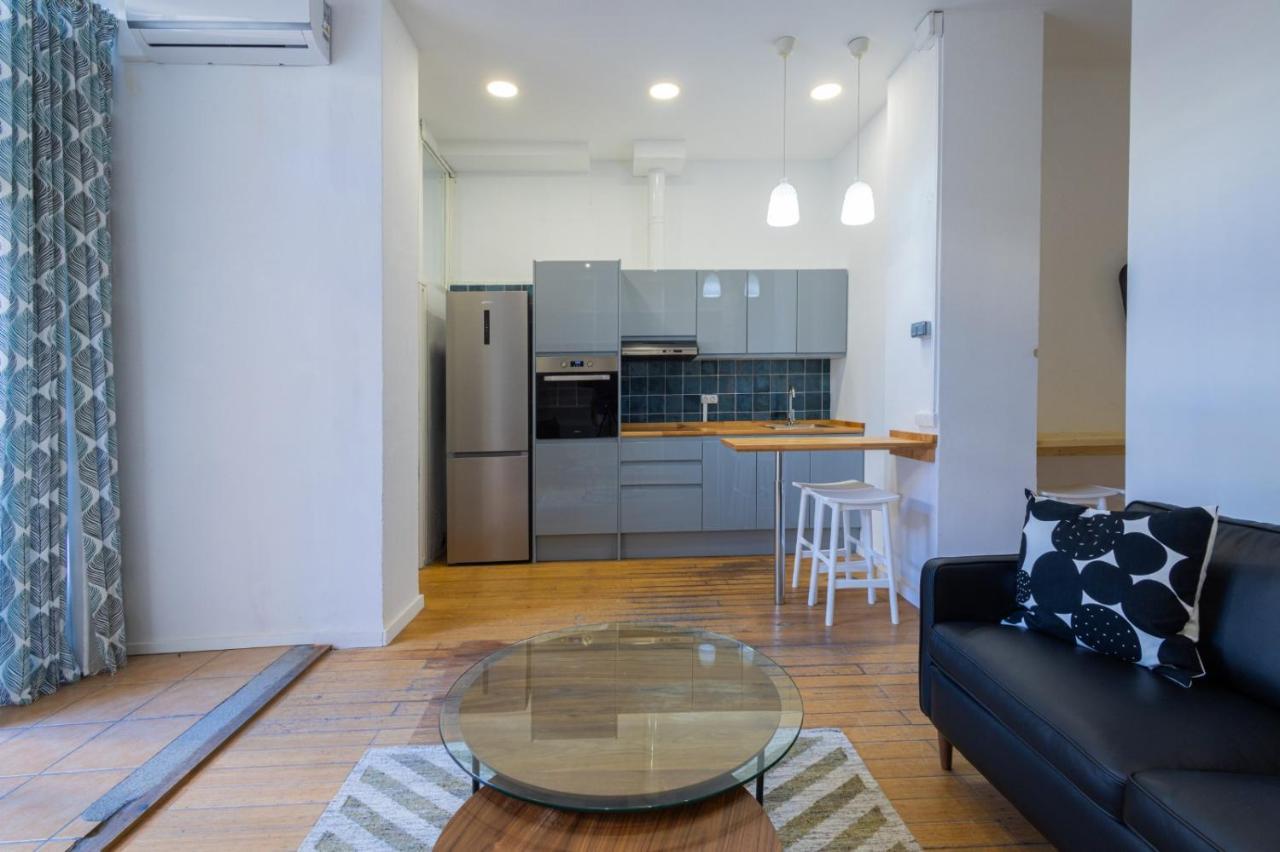 Florit Flats - The Vella Apartment Valencia Exteriör bild