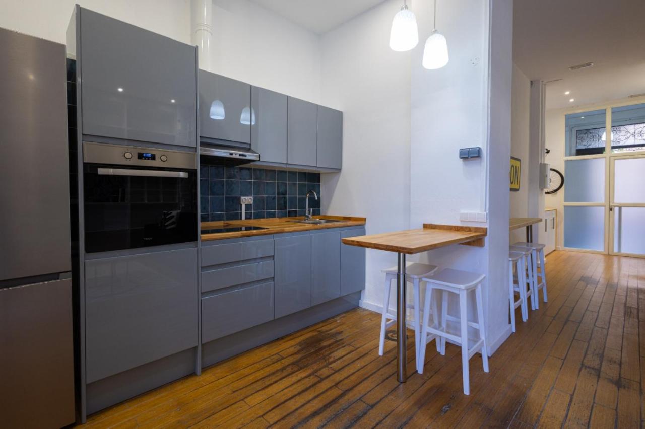 Florit Flats - The Vella Apartment Valencia Exteriör bild