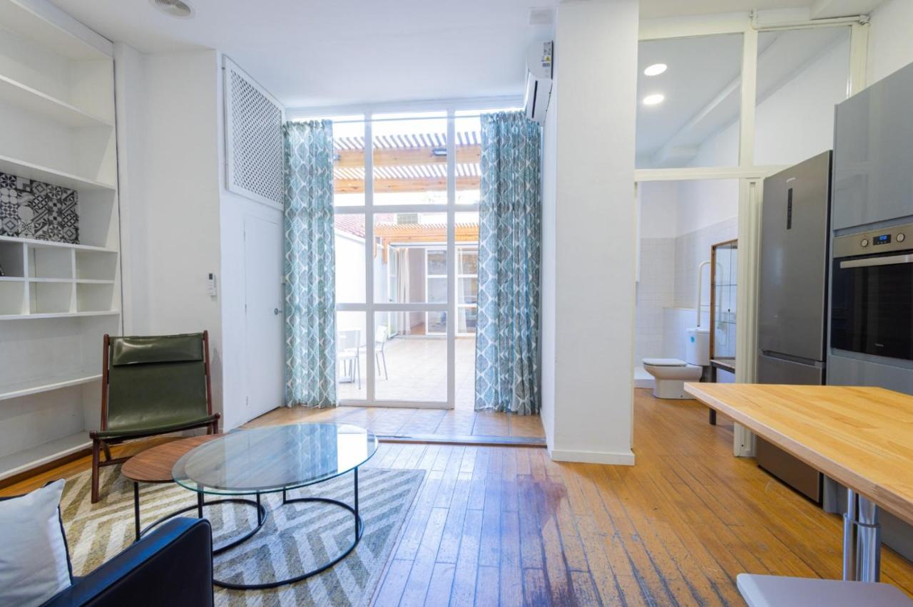 Florit Flats - The Vella Apartment Valencia Exteriör bild